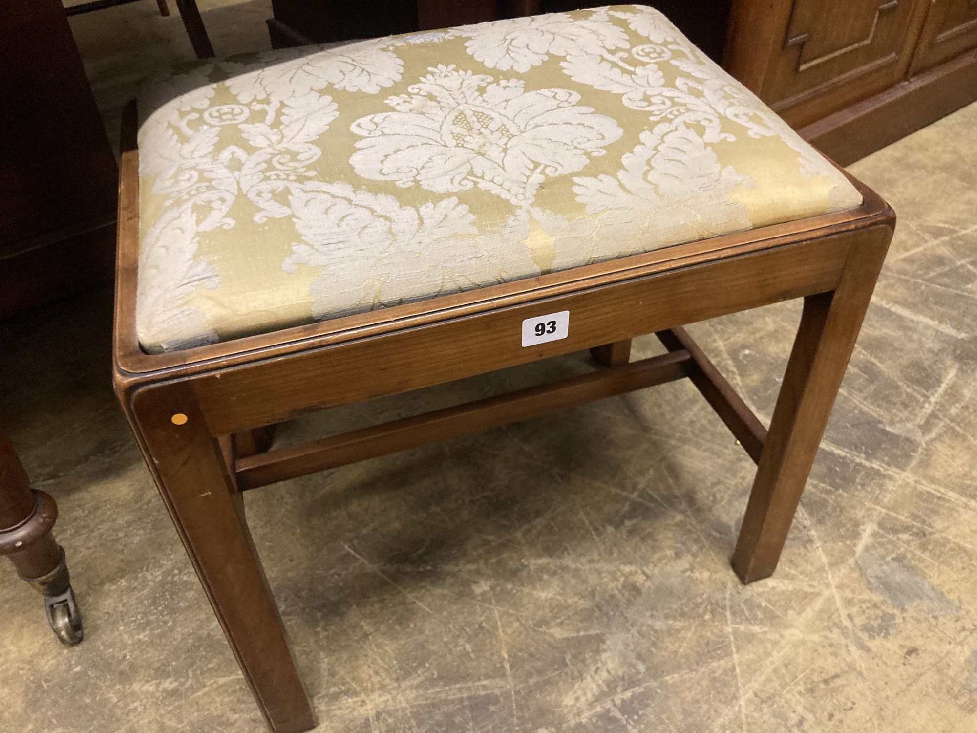 A Victorian mahogany washstand, width 106cm, depth 54cm, height 79cm, together with a mahogany toilet mirror and a stool (3)